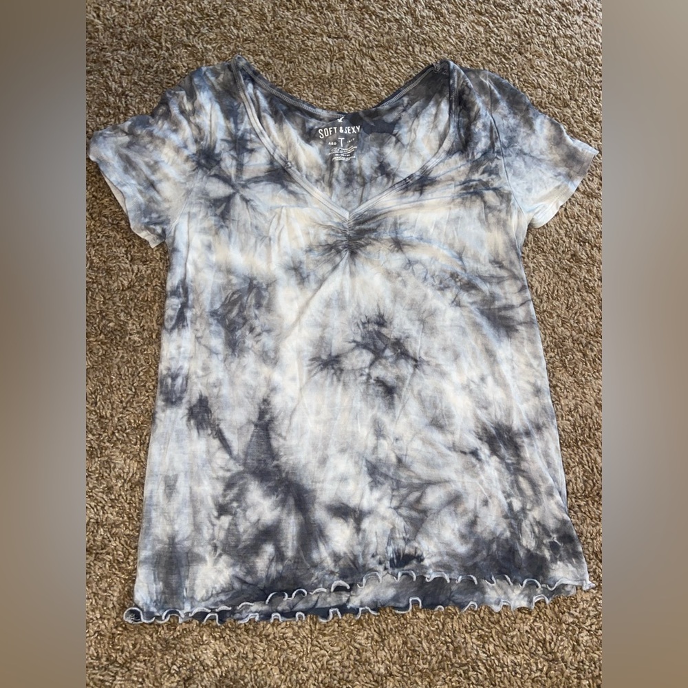 American Eagle Shirt BARELY WORN